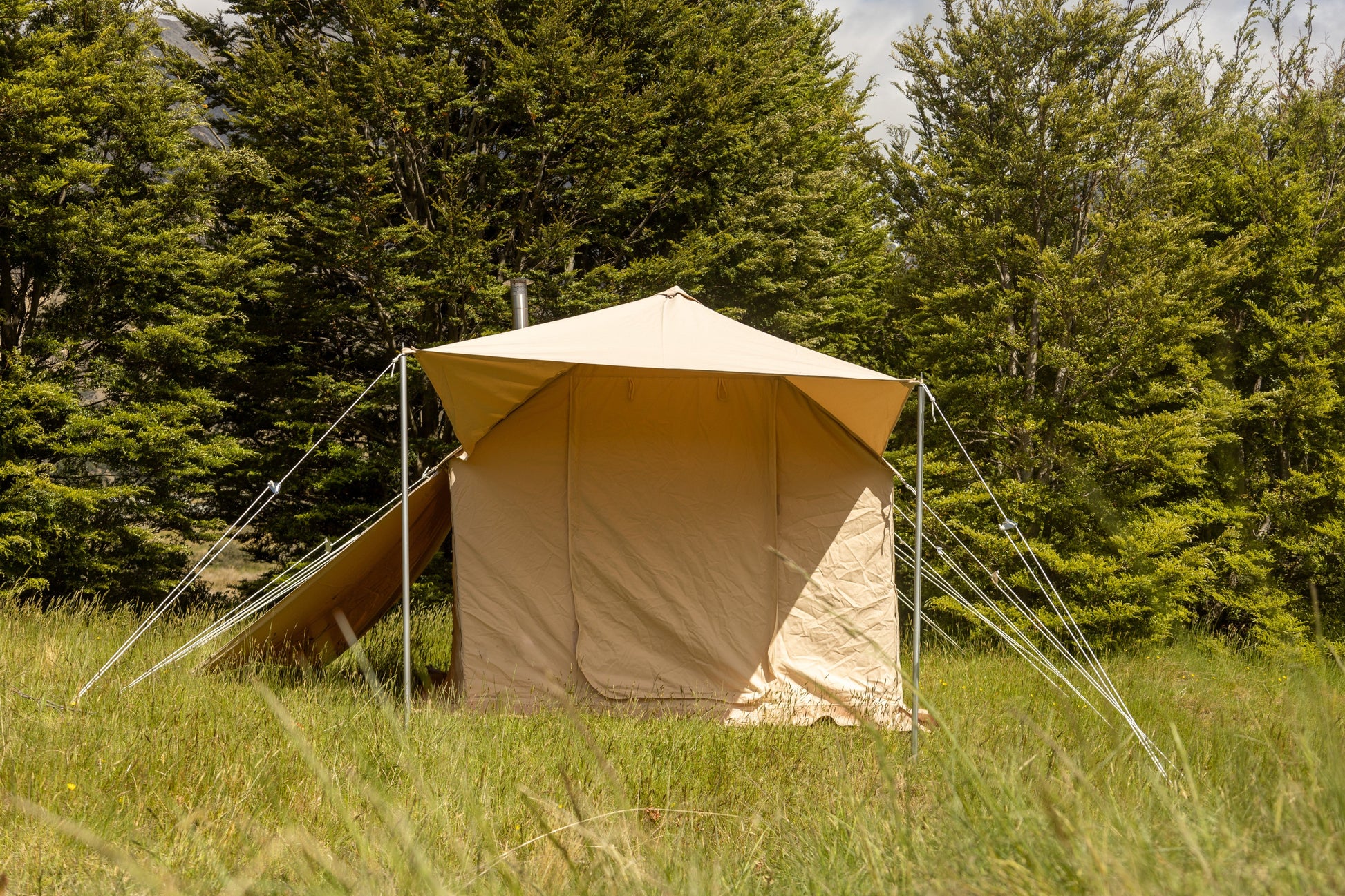 Camping Tent & Rain Fire 
