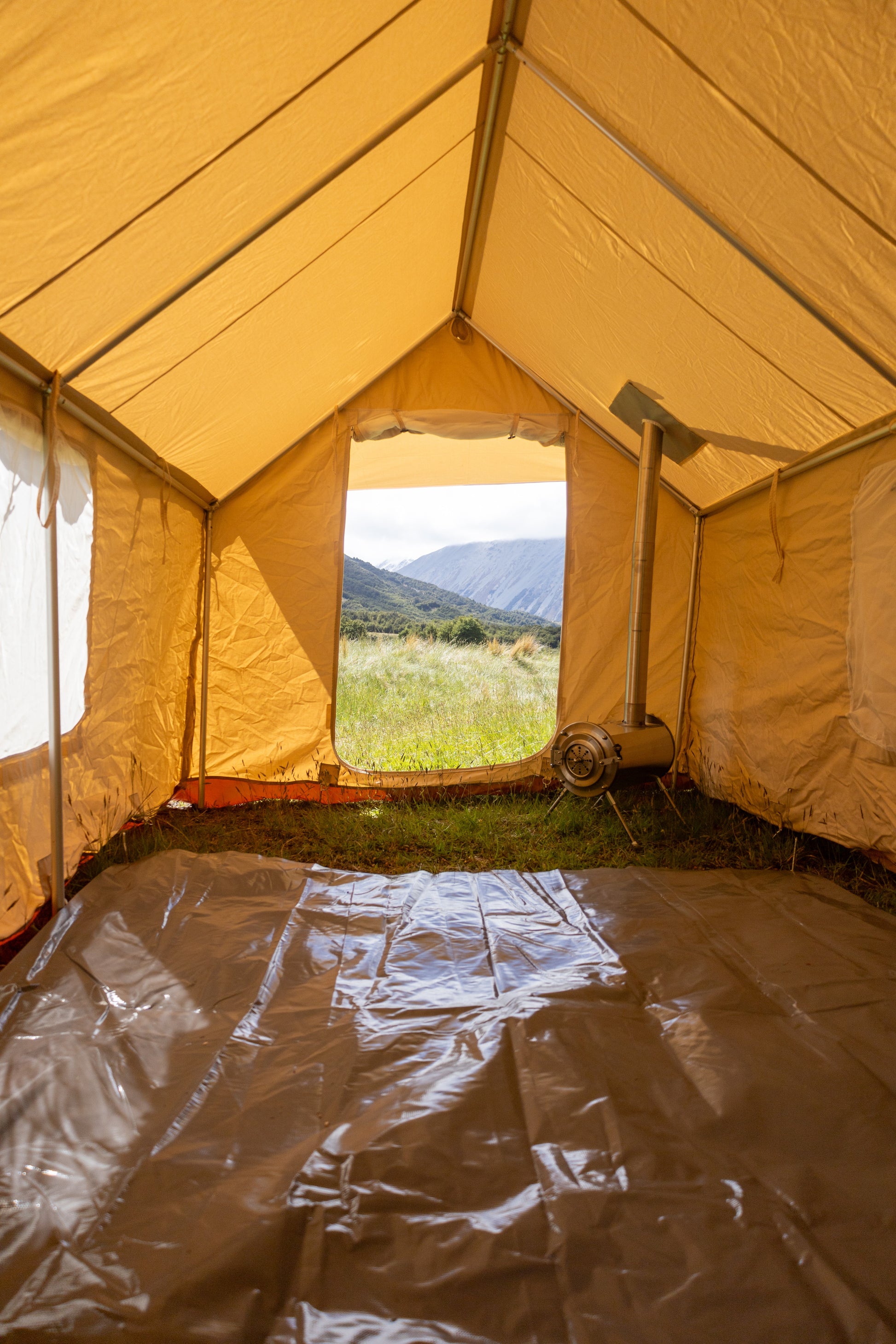 Canvas expedition tent